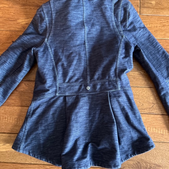 Fancy Lululemon Jacket - Picture 3 of 4